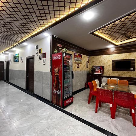 Taj Nice Point Manage By Taj Sunrise Group Agra  Exterior photo