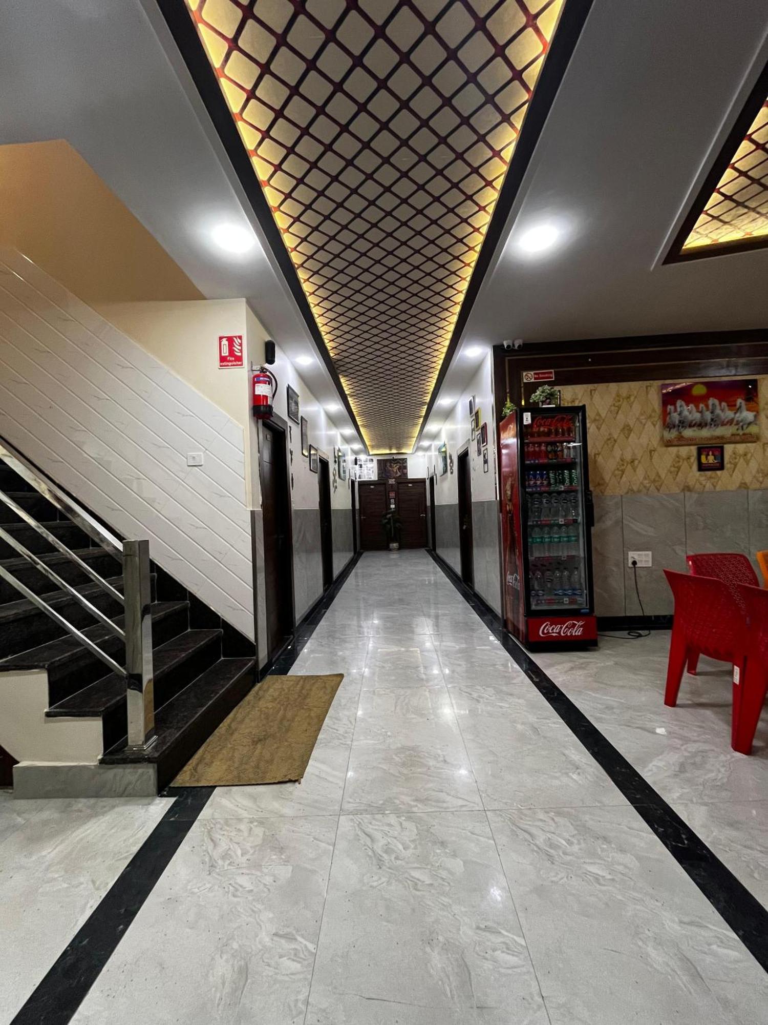 Taj Nice Point Manage By Taj Sunrise Group Agra  Exterior photo