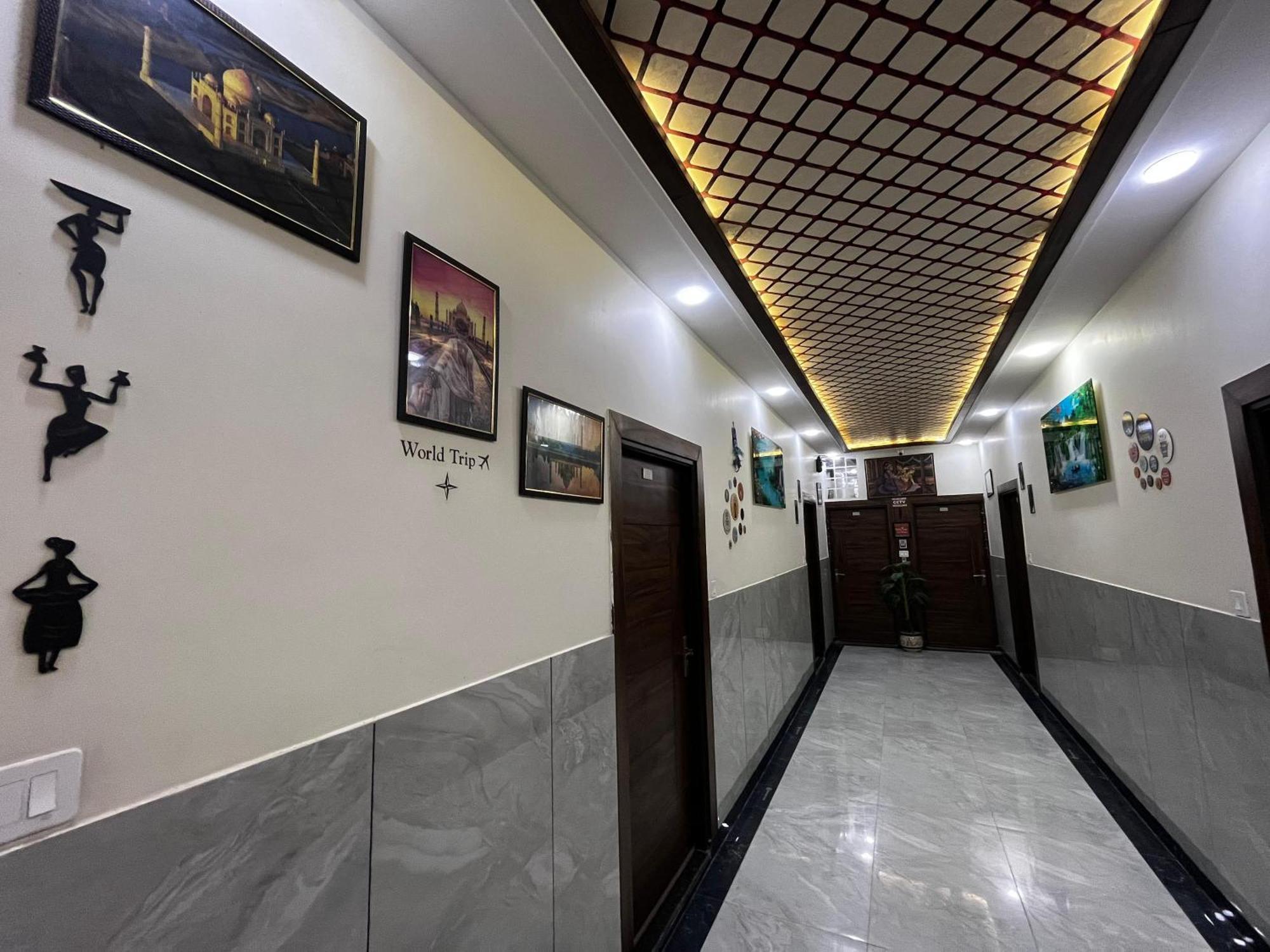 Taj Nice Point Manage By Taj Sunrise Group Agra  Exterior photo