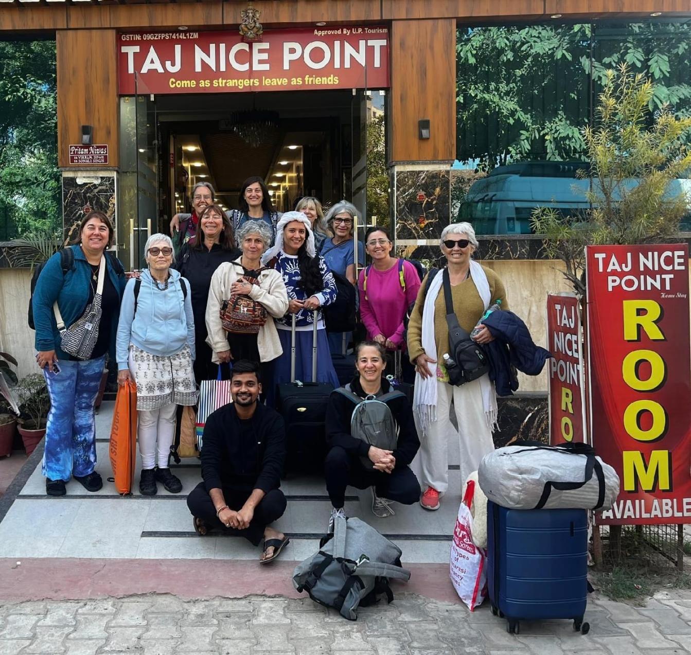 Taj Nice Point Manage By Taj Sunrise Group Agra  Exterior photo